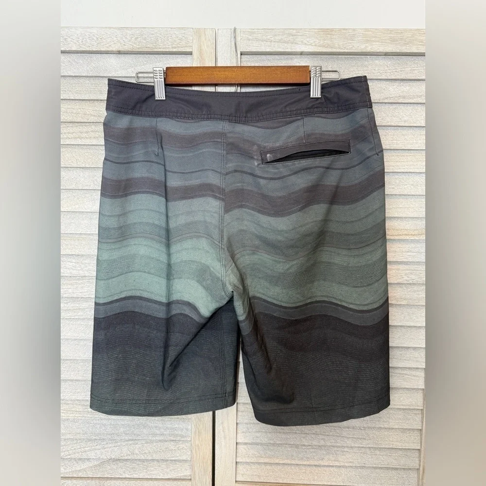 Prana Men’s Board Shorts Size 32